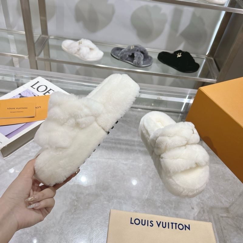 Louis Vuitton Slippers